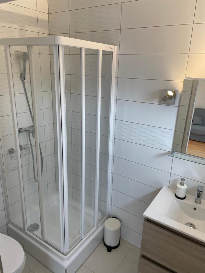 Pingvin Cukraszda Apartman Felso Szint Balatonmáriafürdő 外观 照片