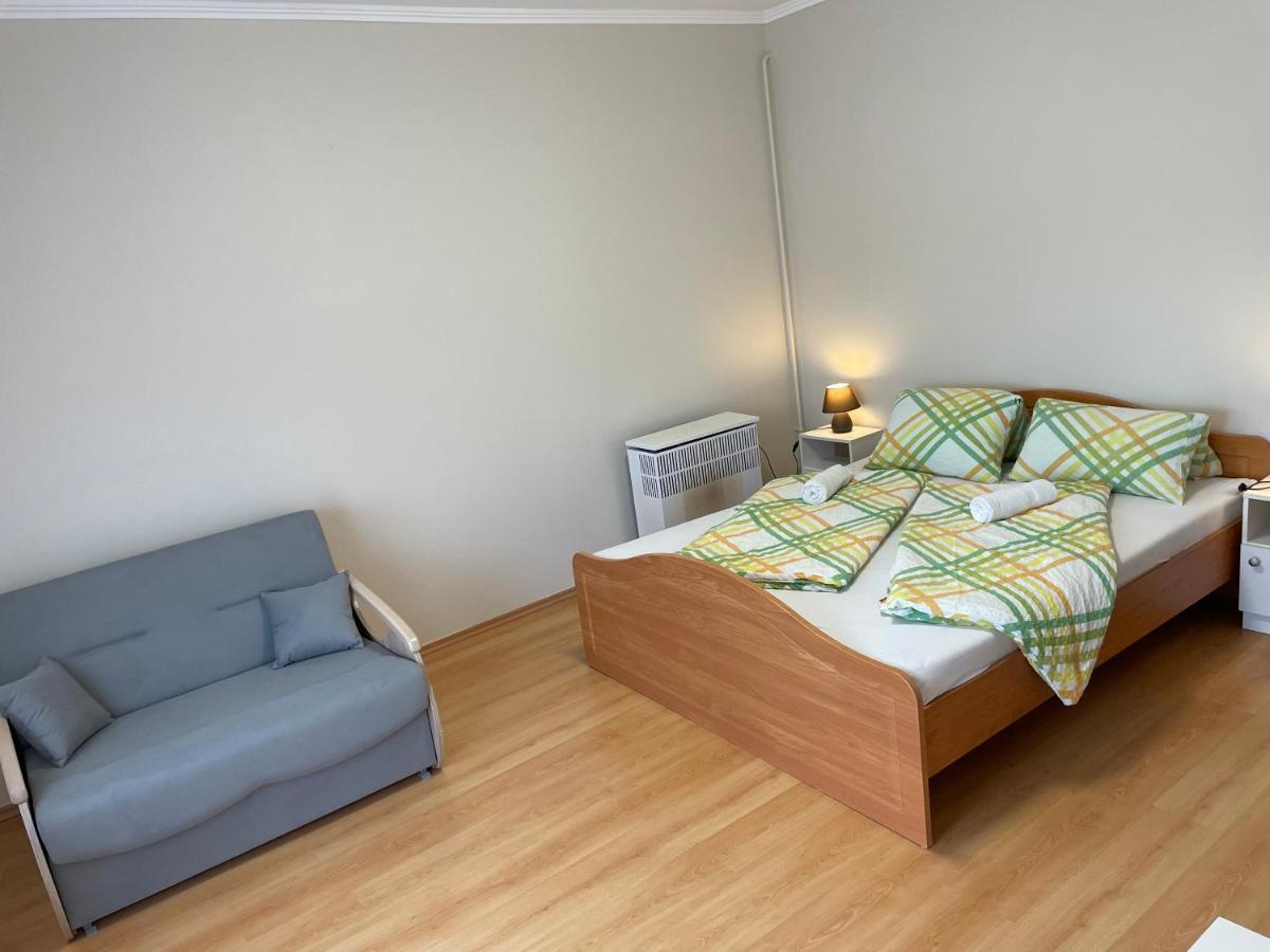 Pingvin Cukraszda Apartman Felso Szint Balatonmáriafürdő 外观 照片