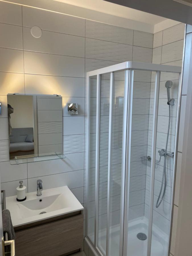 Pingvin Cukraszda Apartman Felso Szint Balatonmáriafürdő 外观 照片