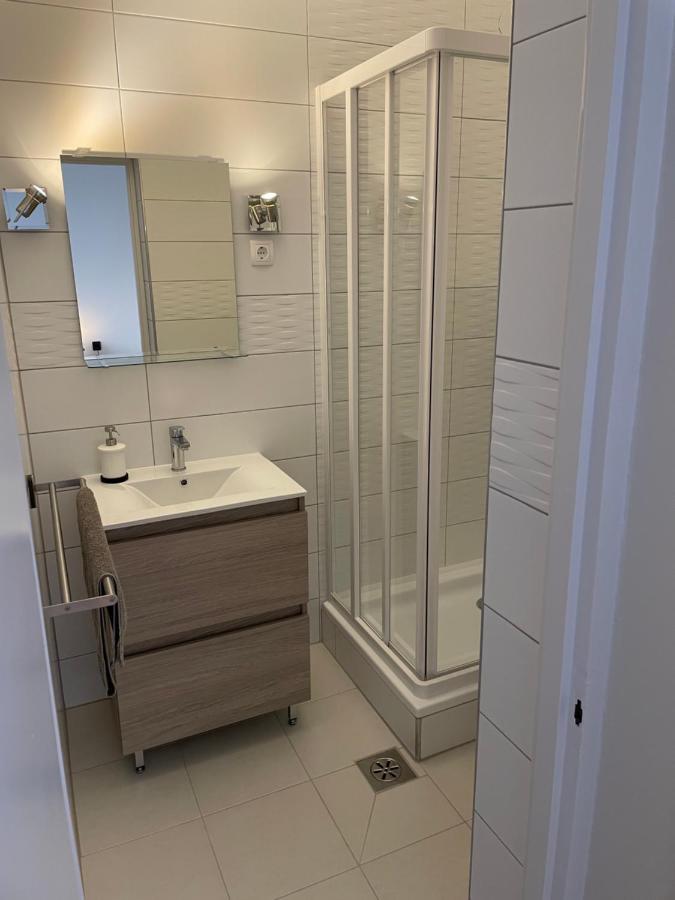 Pingvin Cukraszda Apartman Felso Szint Balatonmáriafürdő 外观 照片