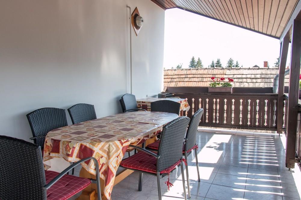 Pingvin Cukraszda Apartman Felso Szint Balatonmáriafürdő 外观 照片